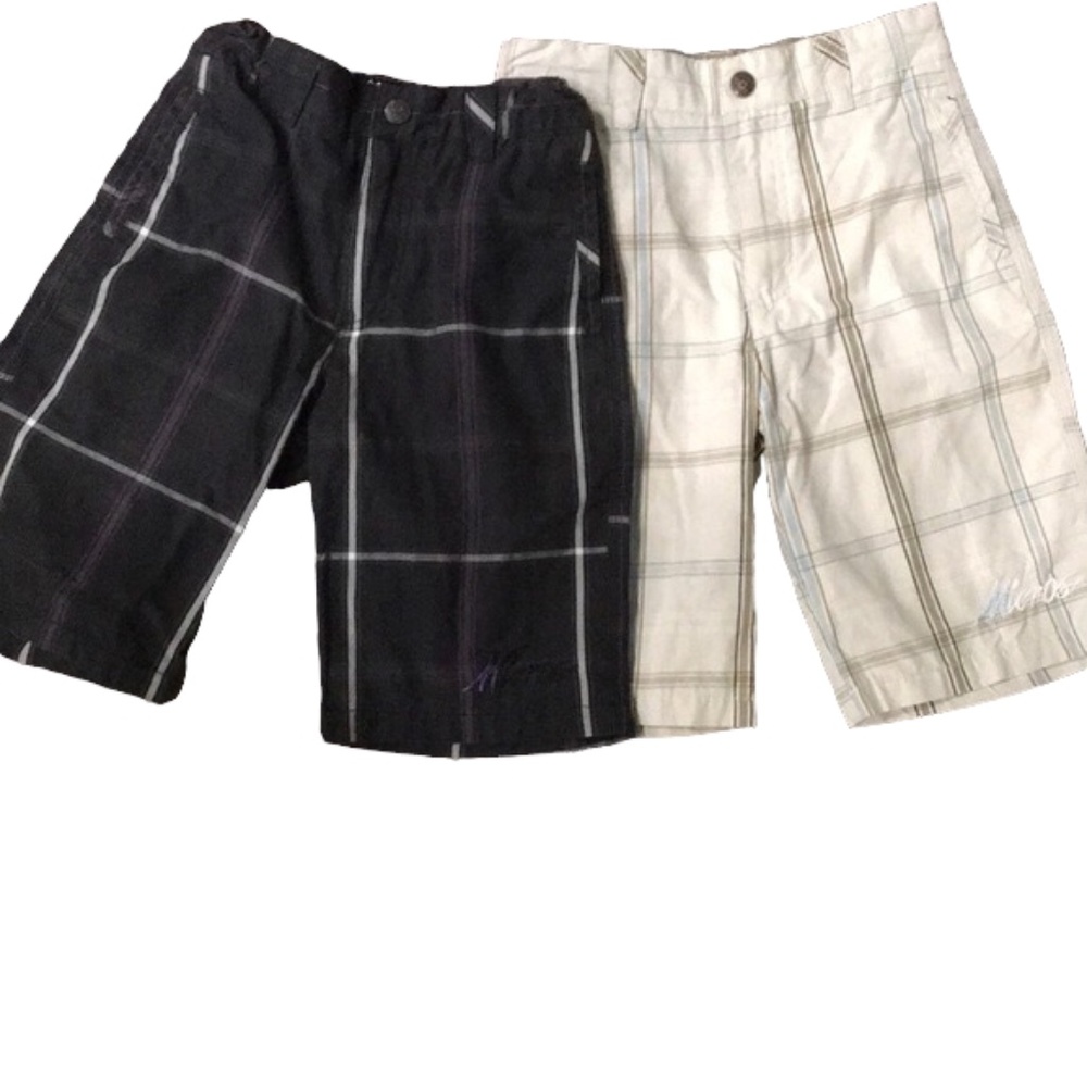 2 pair of Boys Plaid Micros Shorts size 7